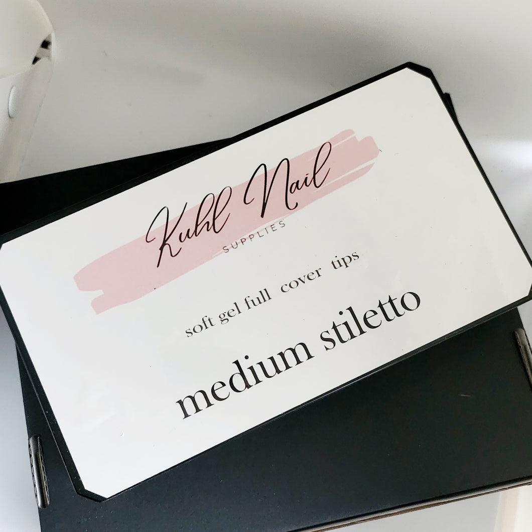 Medium Stiletto